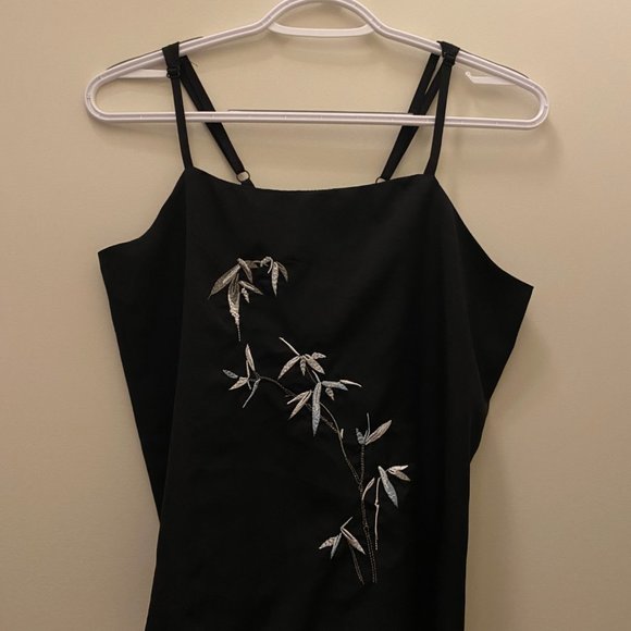 >>> bamboo camisole top in black - Picture 1 of 2